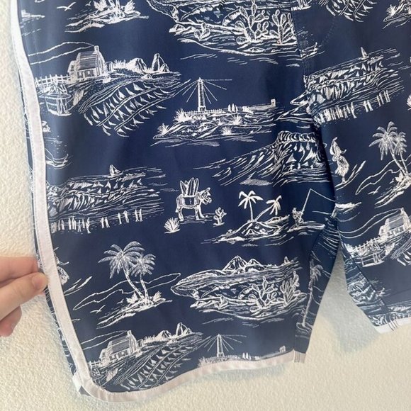 VISSLA Mens 31 M Board Shorts Swim Trunks Navy Blue‎ Hawaiian 18.5" Dolphin Trim - Picture 4 of 8